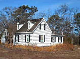 3047 Regent Rd, Topping, VA 23169