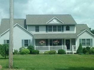 10 Lori Ln, East Longmeadow, MA 01028