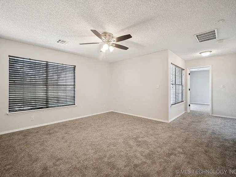 6603 S 107th East Ave — Photo 10