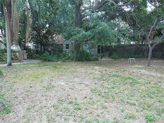 4th image of 254 3rd Ave N