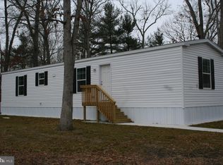 57 E Quilleytown Rd #B-11, Penns Grove, NJ 08069