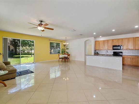 3rd image of 4933 River Gem Ave