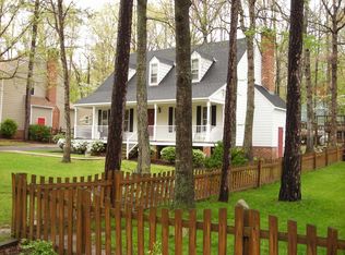 413 Glenmeadow Rd, Midlothian, VA 23114