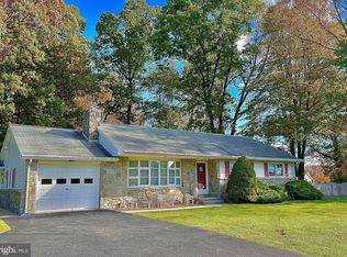 4488 N Twin Valley Rd, Morgantown, PA 19543