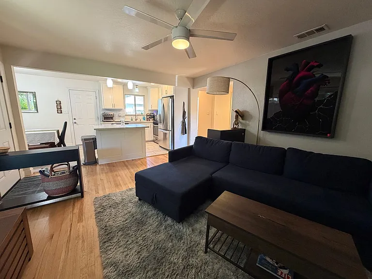 130 Brady Ct — Photo 9