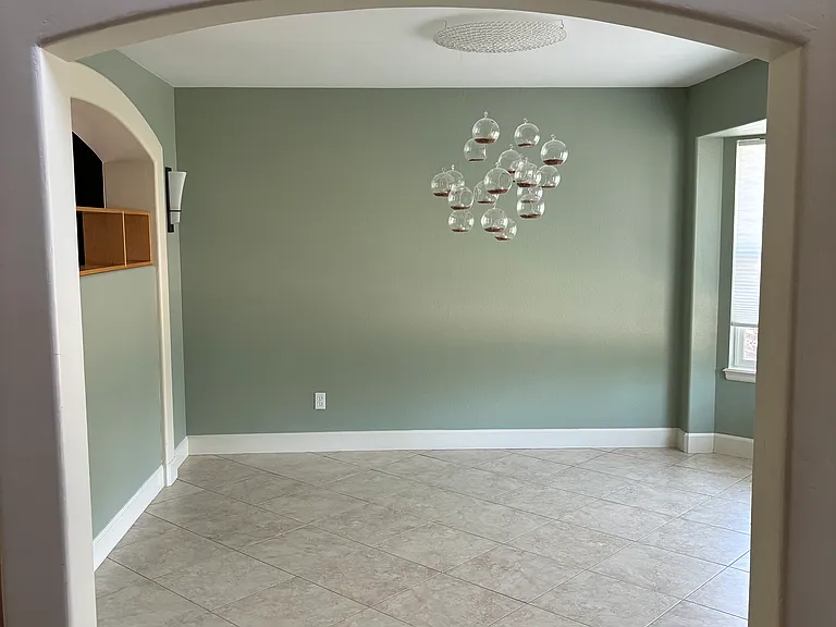 3725 Cottage Dr — Photo 6