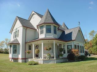 53375 Martha Ln, Northville, MI 48167