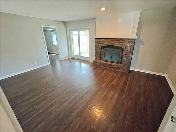 5th image of 1512 SW Morningside Dr
