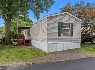 1302 Gibson Rd TRLR 35, Bensalem, PA 19020