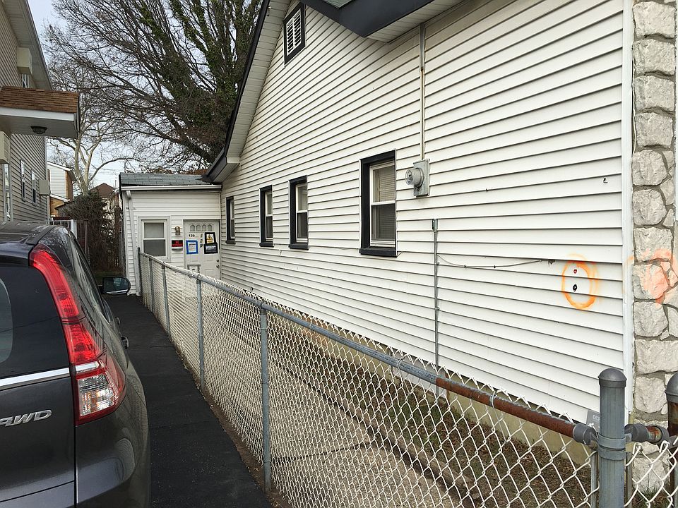2nd image of 129 Hett Ave