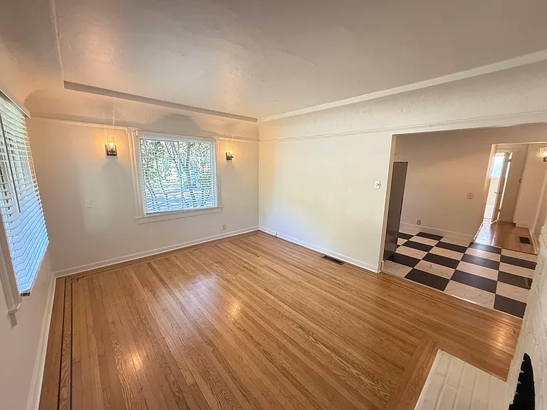 1862 Caramay Way — Photo 4