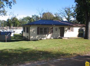 26770 Waterview Dr, Warsaw, MO 65355