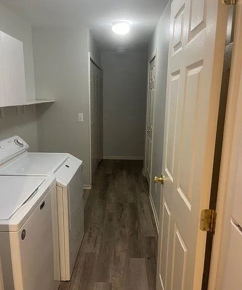 11758 Farmington Rd — Photo 13