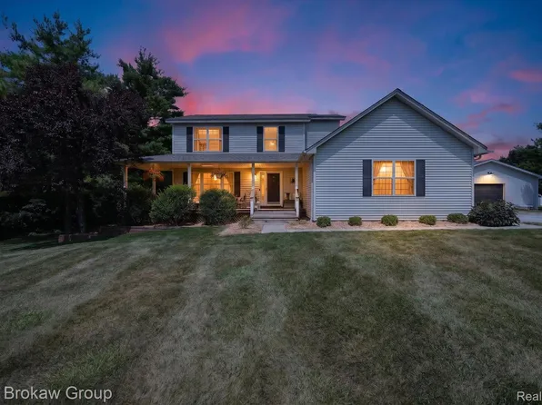 3430 Farmers Creek Rd, Metamora, MI 48455