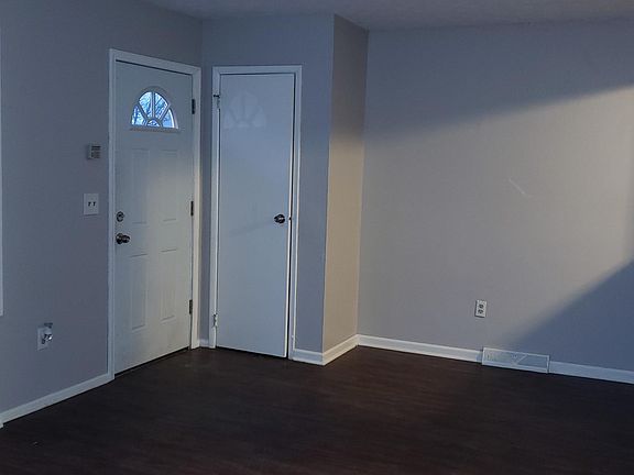 5th image of 3279 Earncliff Dr