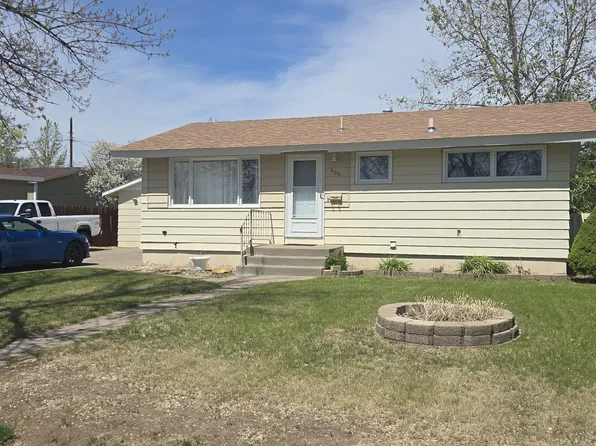 605 27th Ave NE, Great Falls, MT 59404