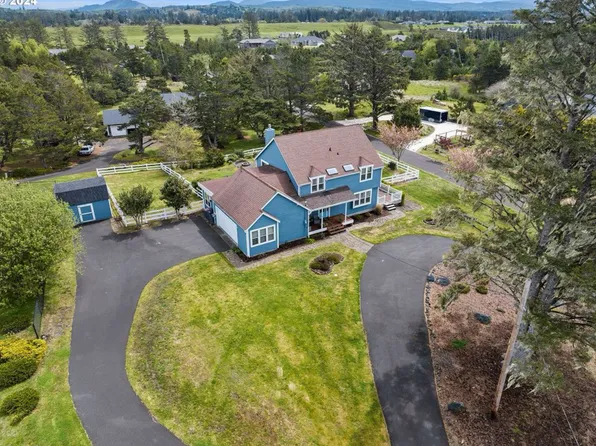 89565 Manion Dr, Warrenton, OR 97146