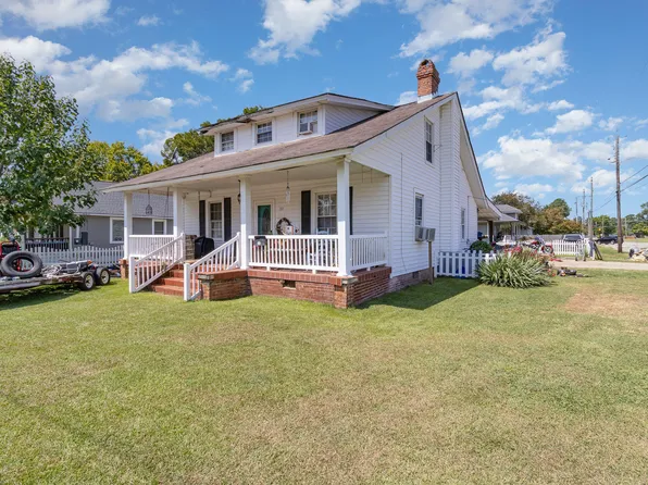 310 E East St, Erwin, NC 28339