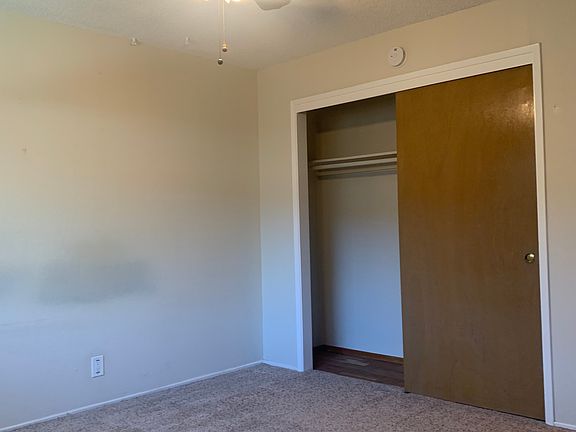 5th image of 528 Westlake Dr
