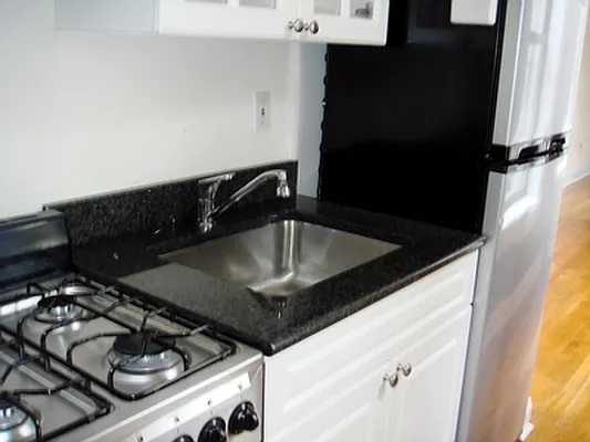 Rented by Centennial Properties NY | media 9