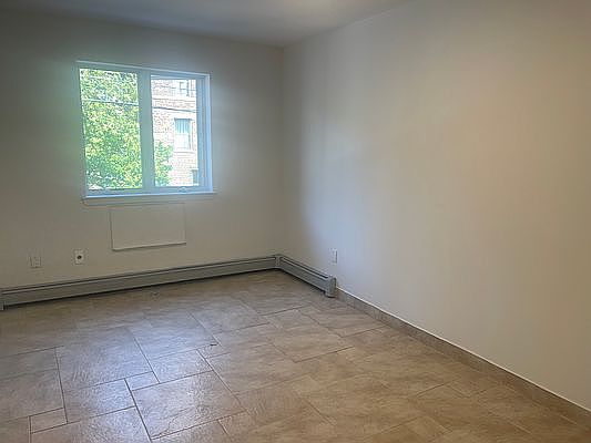5th image of 28-27 35th St #2E