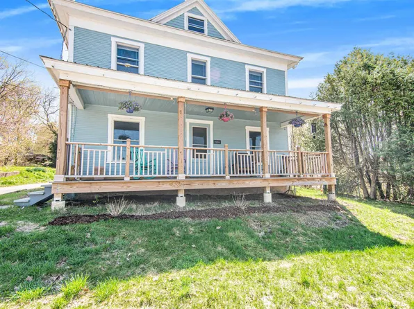 30 North Avenue, Richford, VT 05476