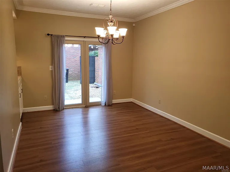1516 Charleton Dr — Photo 8