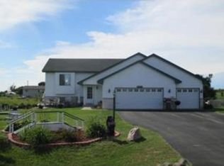 34074 Petersburg St NE, Cambridge, MN 55008