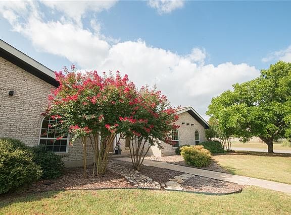 2nd image of 602 Country Club Dr
