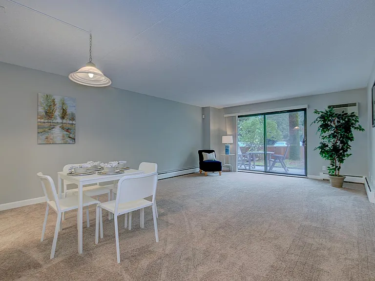 10531 Cedar Lake Rd #213 — Photo 19