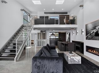 413 29th St, Newport Beach, CA 92663