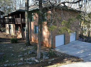9999 Bayreuth Dr SE, Huntsville, AL 35803