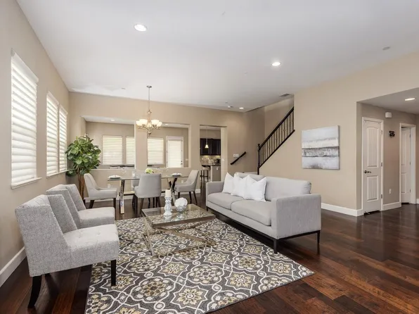 2238 Valentano Dr, Dublin, CA 94568