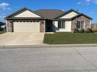 103 Rockhill Ct, Saint Robert, MO 65584