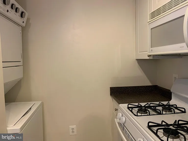 2791 Centerboro Dr #385 — Photo 4