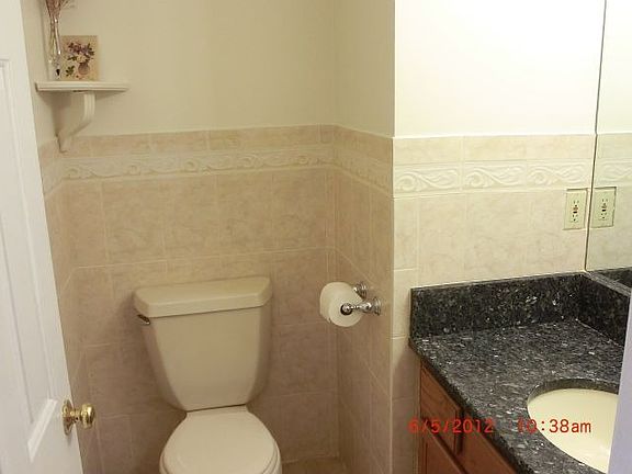 1st Floor Bathroom