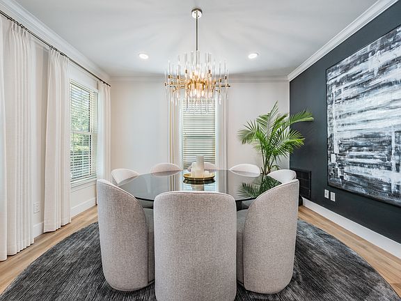 2nd image of 315 Sea Island Way