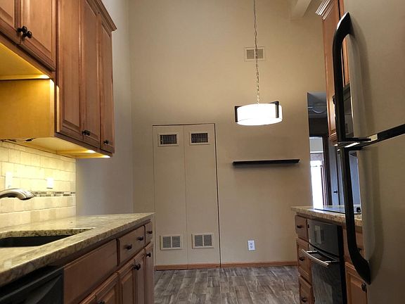 5th image of 1300 G St APT 302E