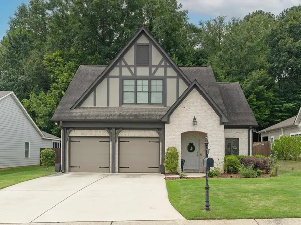 876 Valley Cir, Leeds, AL 35094