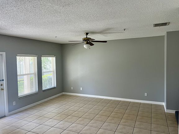 5th image of 2060 Cypress Bay Blvd #1