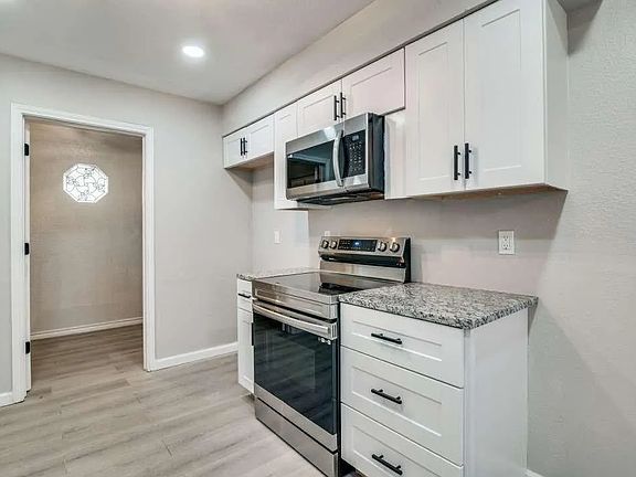5th image of 6206 Palmer Ln