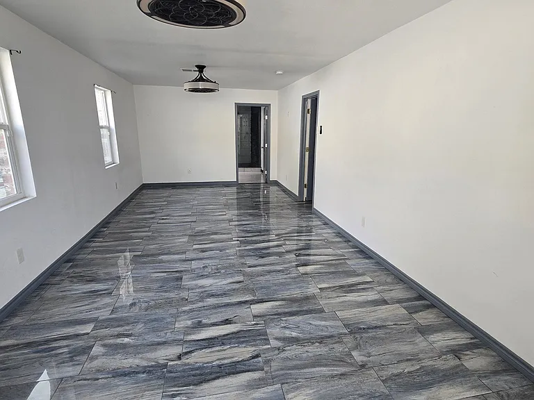 1617 Sunset Blvd — Photo 14