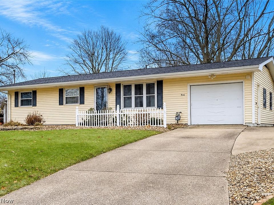 1st image of 460 Heather Ln