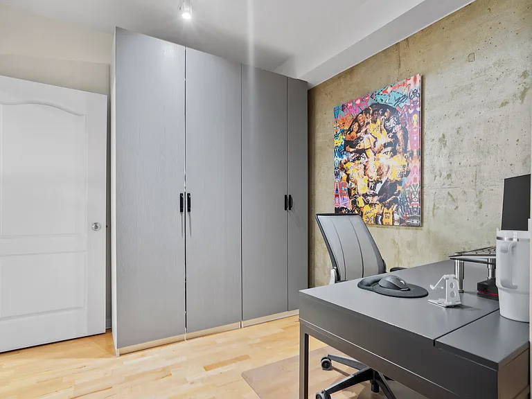 1212 N Wells St #302 — Photo 17