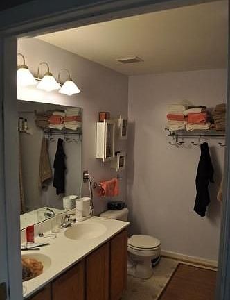 3rd image of 13590 Bathgate Dr