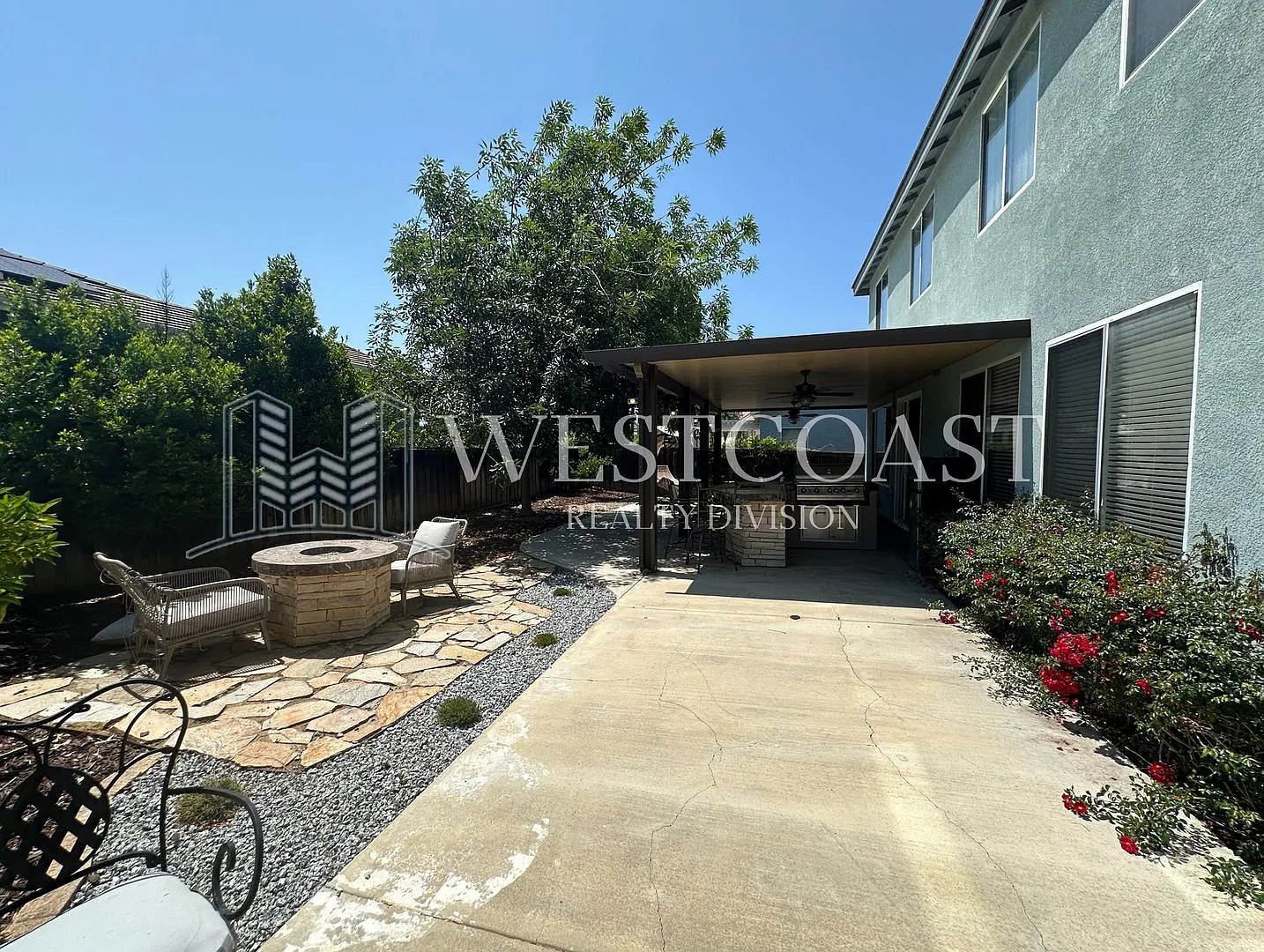 **Coming Soon Bright & Spacious 4-Bed Townhome In Prime Murrieta Location! — Photo 2