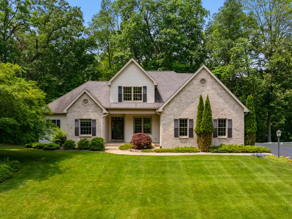 5254 Shane St, Kalamazoo, MI 49009