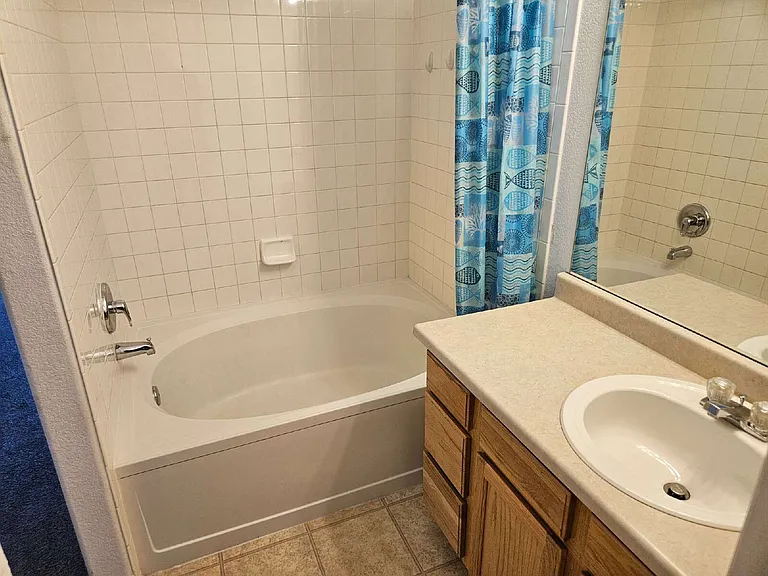 2631 S Danube Way — Photo 6