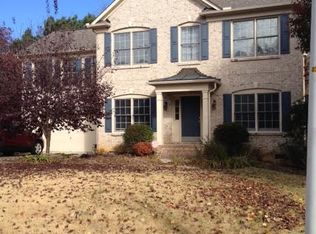 111 Holmhurst Ct, Cary, NC 27519