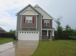 105 Peakwood Ct, Jacksonville, NC 28546